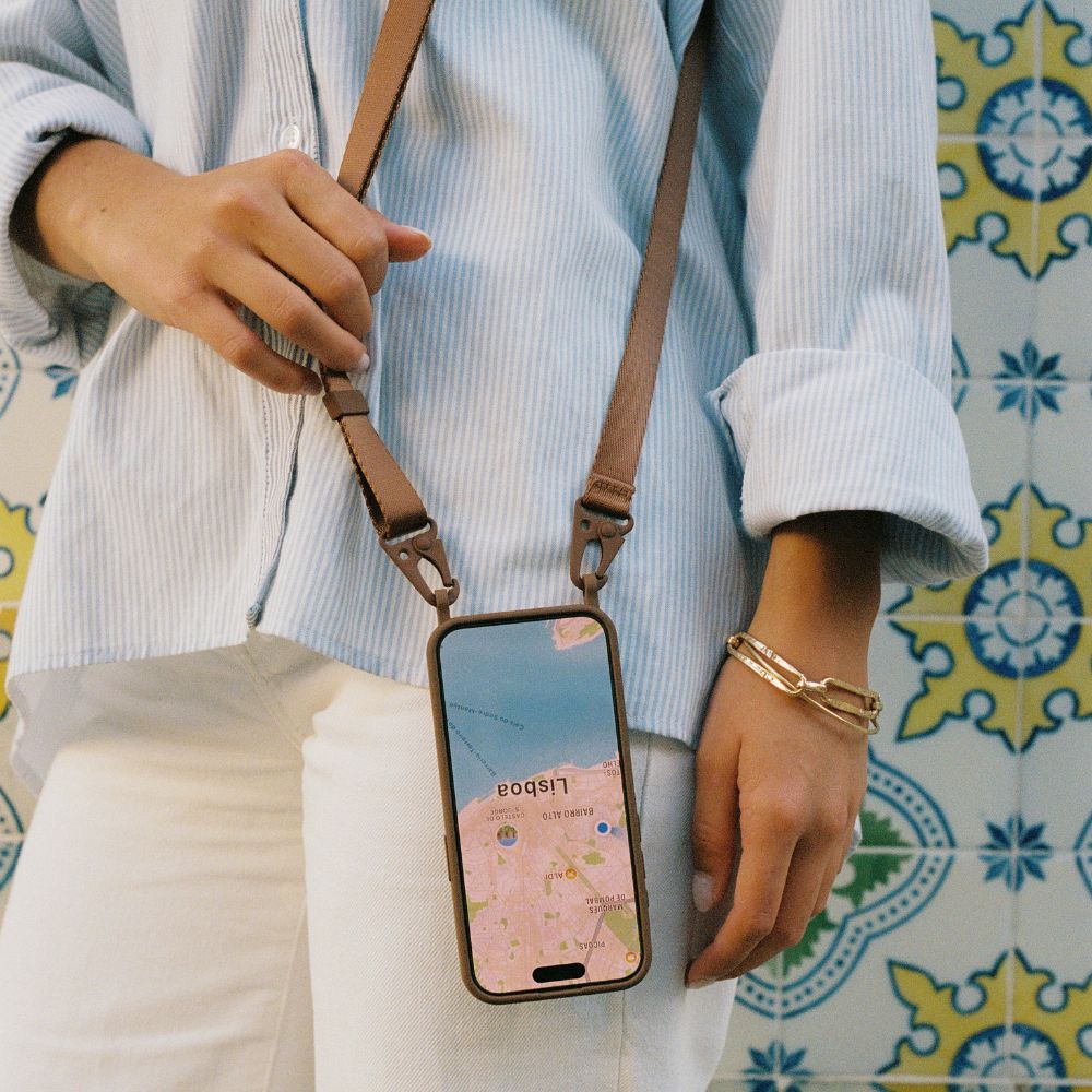 Aurora | Mocha Mousse