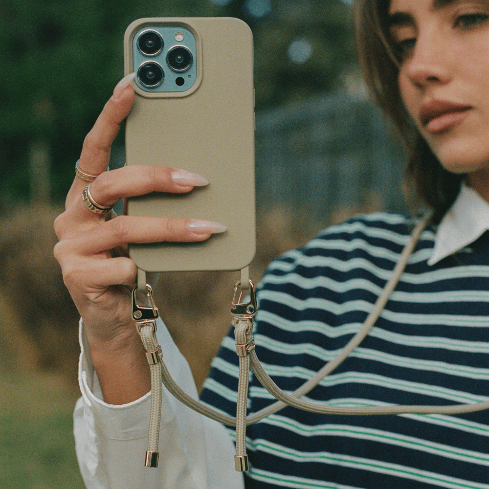 Capinha com Cordinha - Nora | Areia DOURADA - Cases Papaya