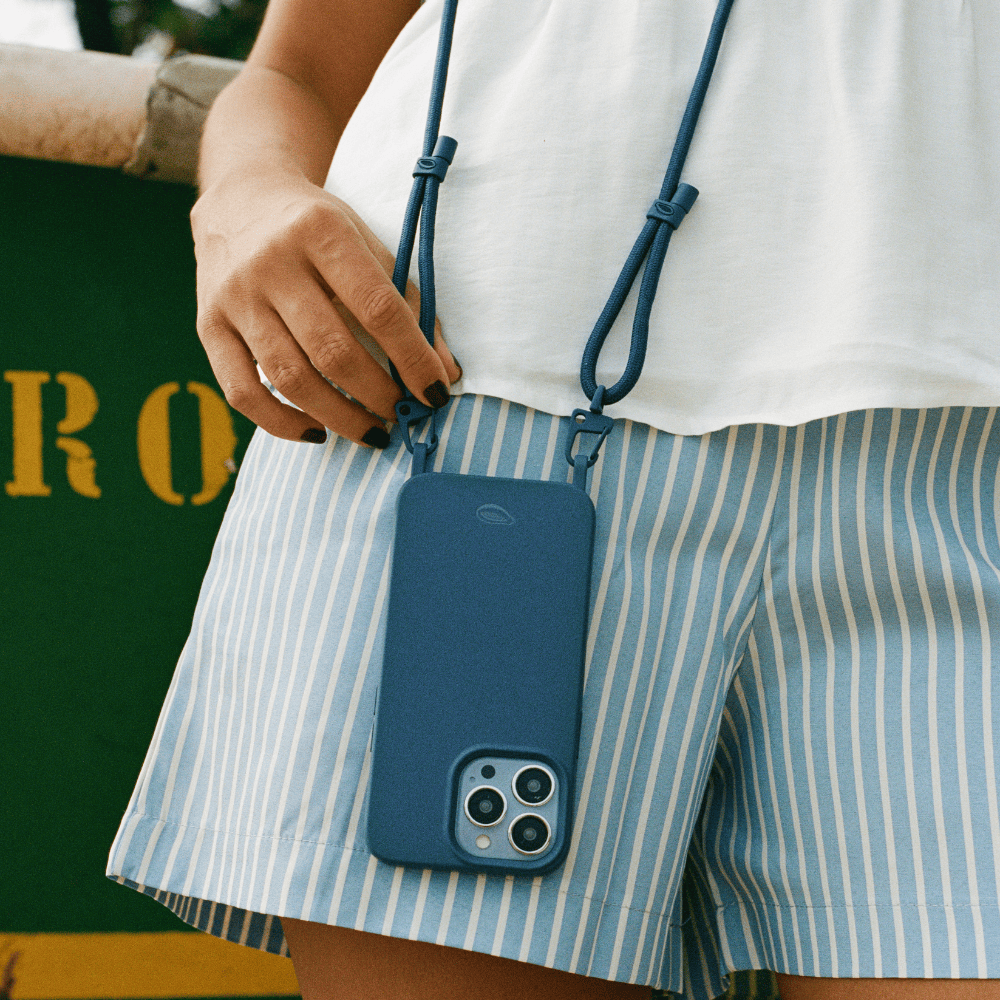 Capinha com Cordinha com gancho - Nora | Azul da Cor do Mar - Cases Papaya